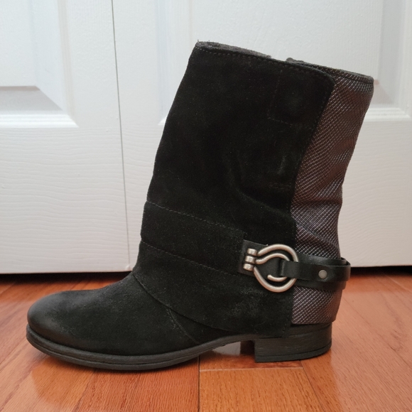 New with box, never worn Miz Mooz York Black Leather Booties size EU 39 - Picture 1 of 11